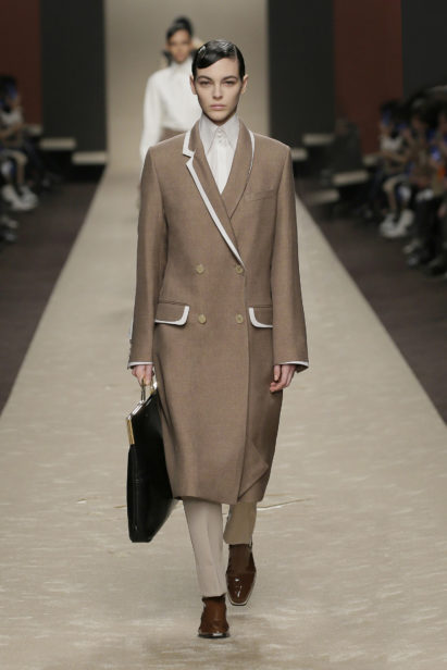 02_fendi-_women_fw_19_20