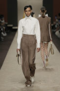 03_fendi-_women_fw_19_20
