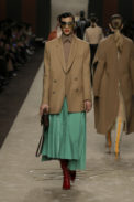 14_fendi-_women_fw_19_20