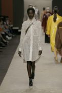 20_fendi-_women_fw_19_20