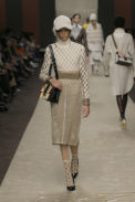 22_fendi-_women_fw_19_20