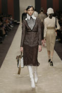 23_fendi-_women_fw_19_20