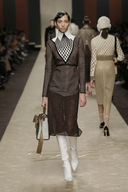 23_fendi-_women_fw_19_20