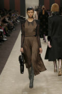 31_fendi-_women_fw_19_20