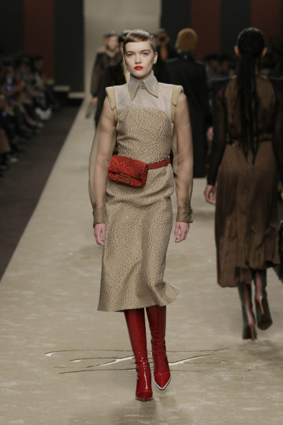 32_fendi-_women_fw_19_20