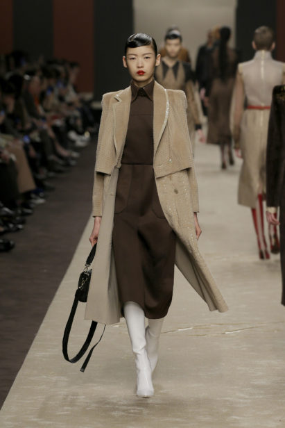 35_fendi-_women_fw_19_20