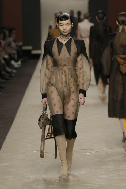 36_fendi-_women_fw_19_20