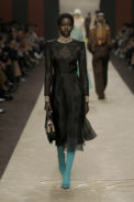 39_fendi-_women_fw_19_20