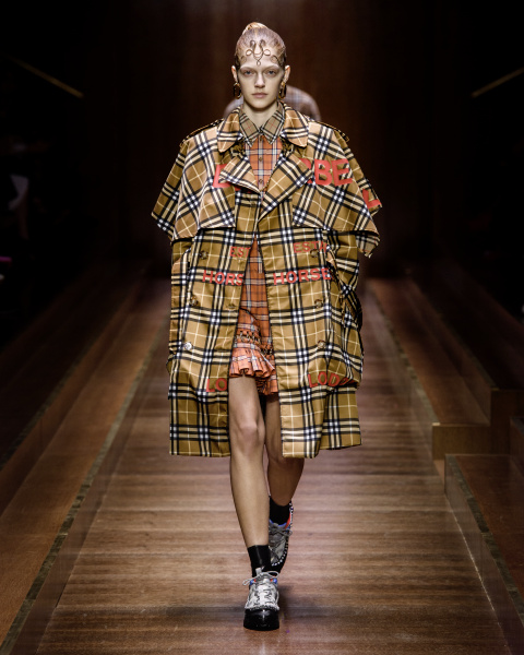 burberry-autumn_winter-2019-collection-look-14_001