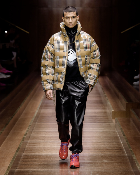 burberry-autumn_winter-2019-collection-look-17_002