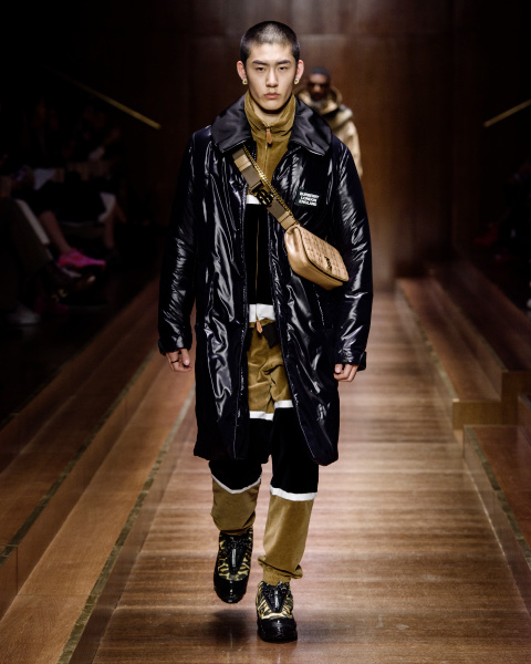 burberry-autumn_winter-2019-collection-look-22_002