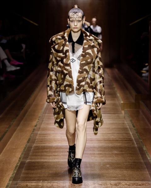 burberry-autumn_winter-2019-collection-look-39_002