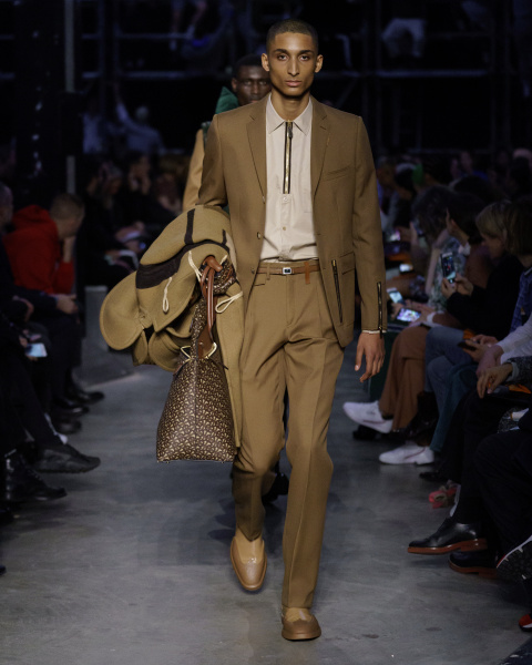 burberry-autumn_winter-2019-collection-look-62_002