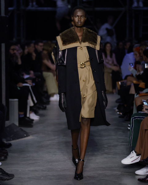 burberry-autumn_winter-2019-collection-look-90_002