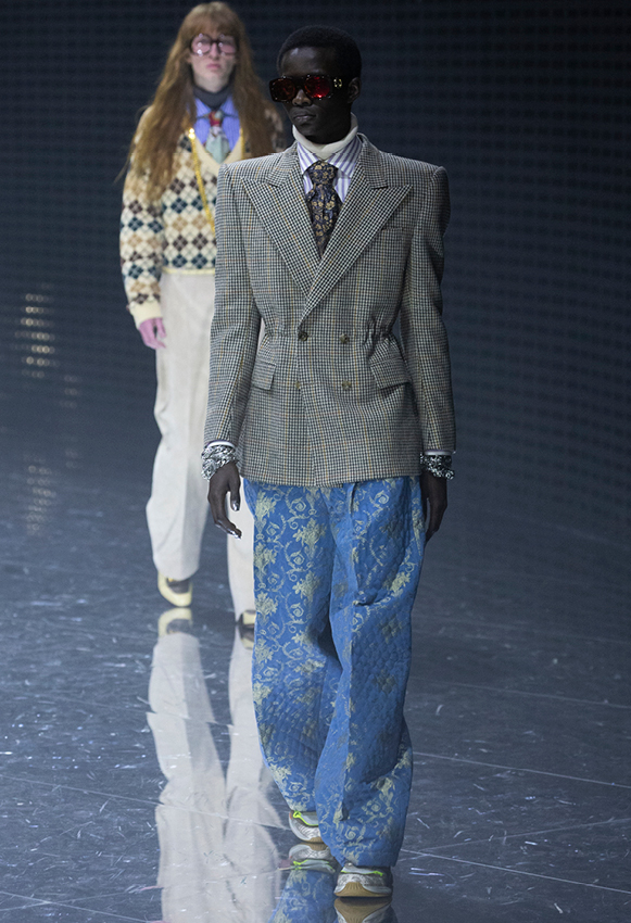 s93_fw_look_lb_pr3