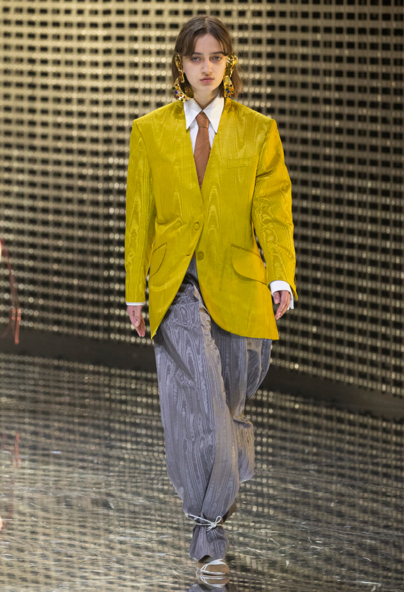 s93_fw_look_lb_pr30