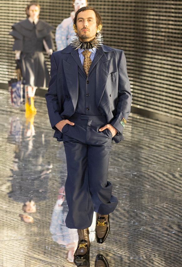 s93_fw_look_lb_pr46