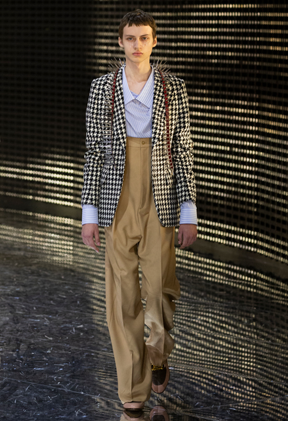 s93_fw_look_lb_pr72