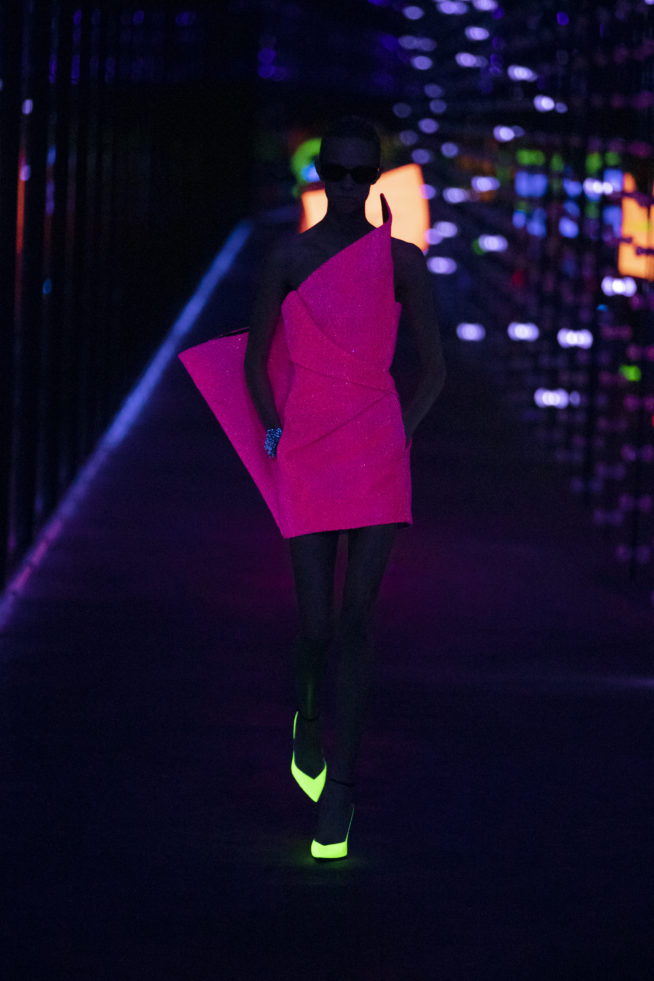 saint-laurent_winter-19_looks_hr_087