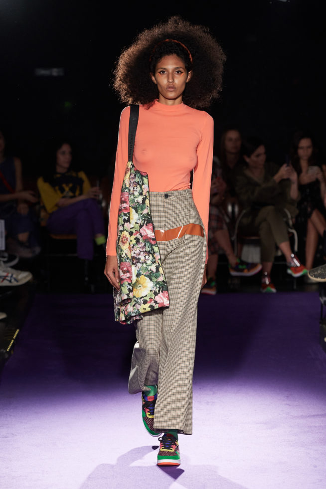 Desfile À La Garçonne

Coleção 01 - 2019


foto: Zé Takahashi