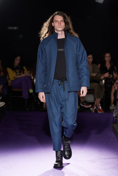 Desfile À La Garçonne

Coleção 01 - 2019


foto: Zé Takahashi