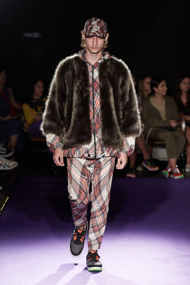 Desfile À La Garçonne

Coleção 01 - 2019


foto: Zé Takahashi
