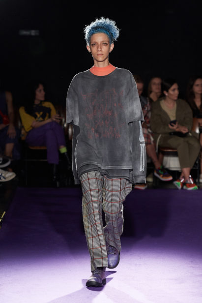 Desfile À La Garçonne

Coleção 01 - 2019


foto: Zé Takahashi