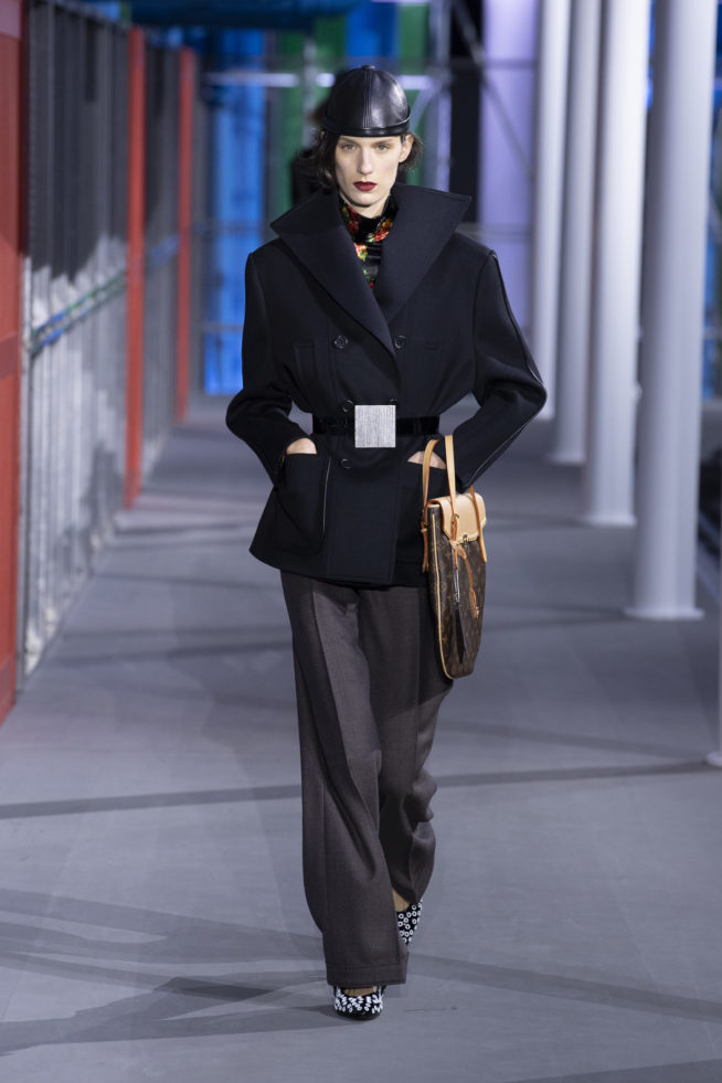 louisvuittonfw19look16-jpg