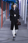 louisvuittonfw19look17-jpg