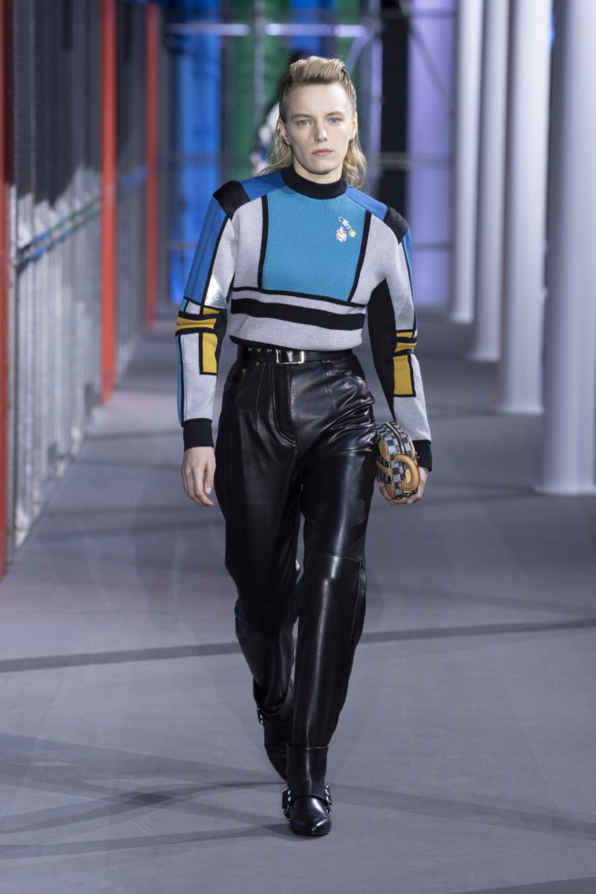 louisvuittonfw19look38-jpg