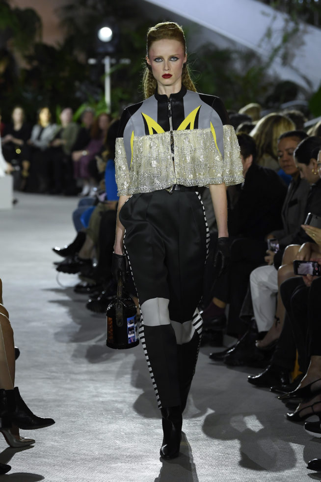 look02-jpg