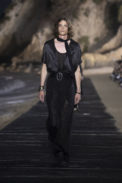 saint-laurent_men_ss20_runway_01_hr