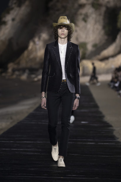 saint-laurent_men_ss20_runway_05_hr