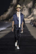 saint-laurent_men_ss20_runway_29_hr