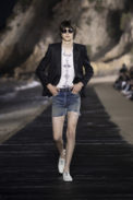 saint-laurent_men_ss20_runway_40_hr