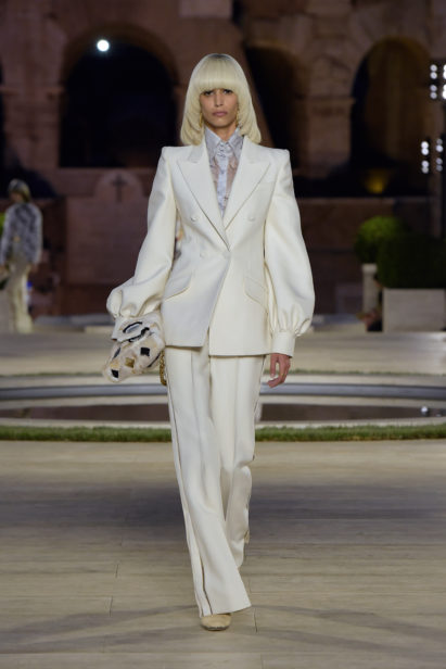 01_fendi-_couture_2019