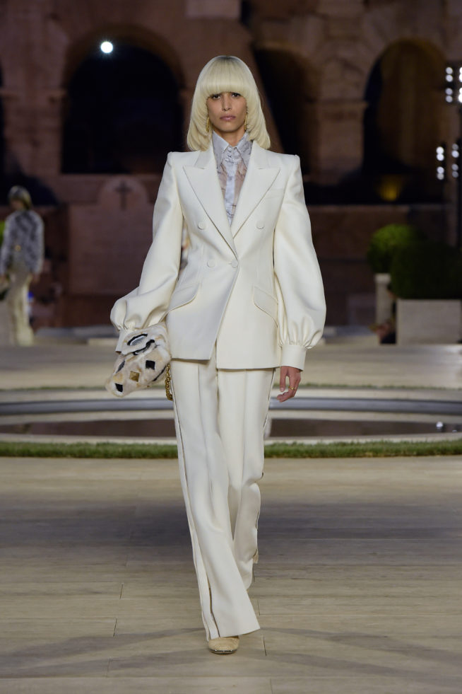 01_fendi-_couture_2019