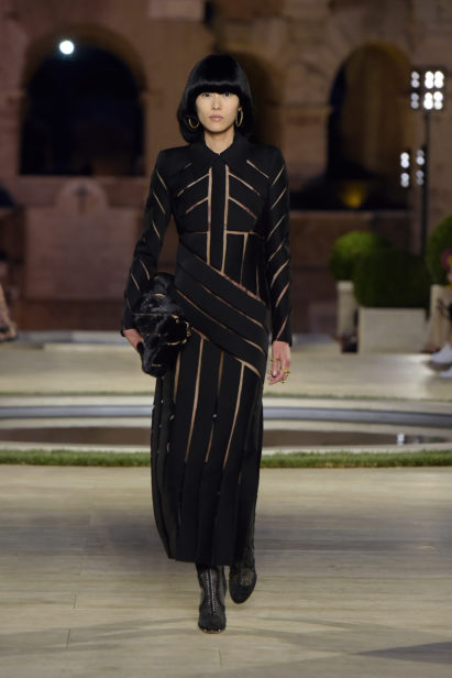 11_fendi-_couture_2019