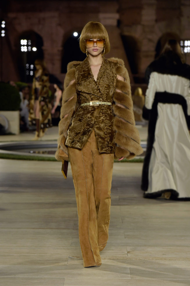 18_fendi-_couture_2019