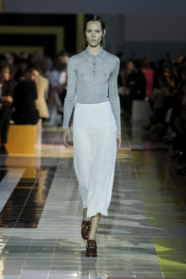 001prada_ss20_woman