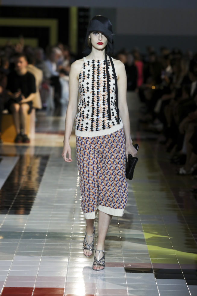 011prada_ss20_woman