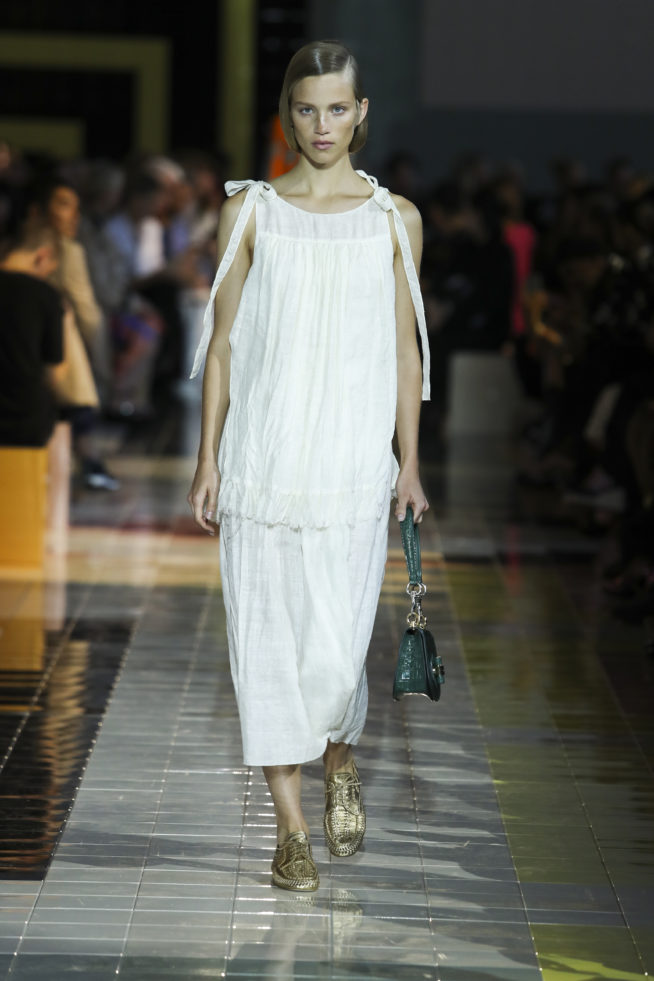 019prada_ss20_woman