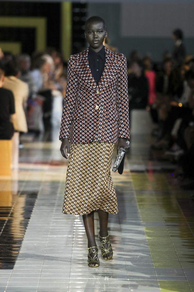 022prada_ss20_woman