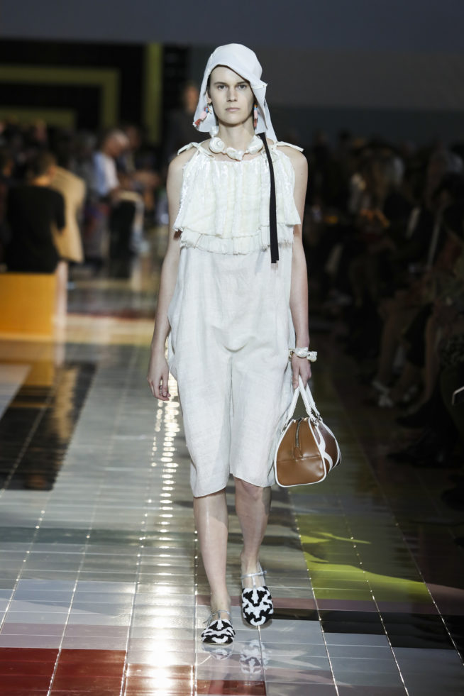 031prada_ss20_woman