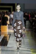 032prada_ss20_woman