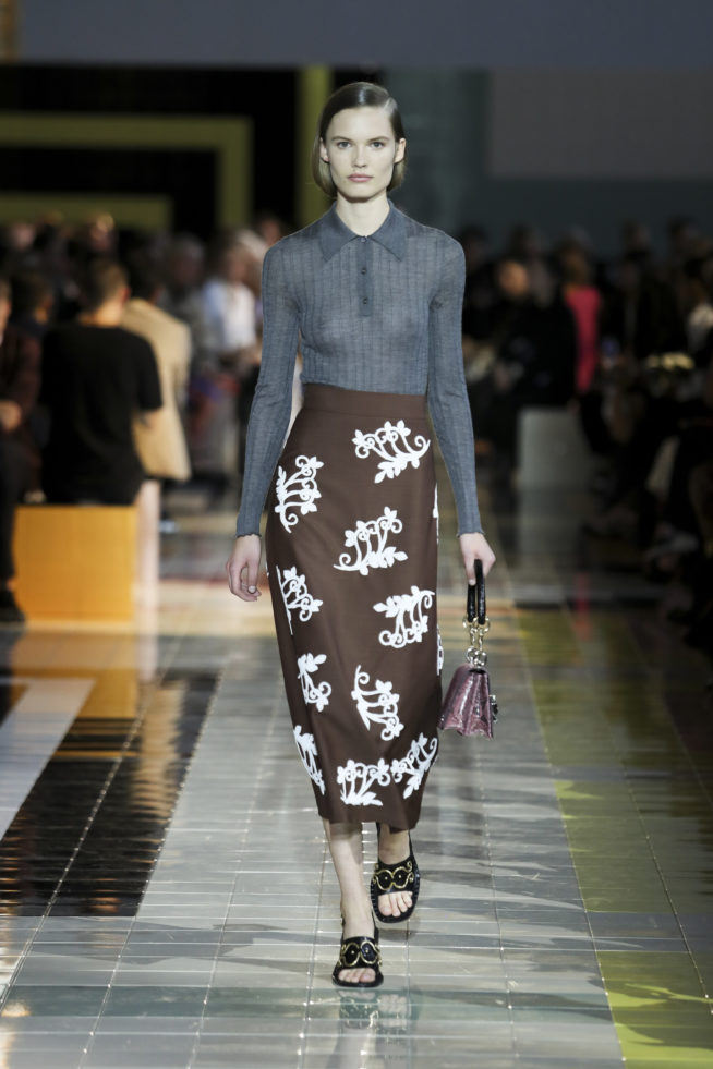 032prada_ss20_woman
