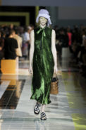 033prada_ss20_woman