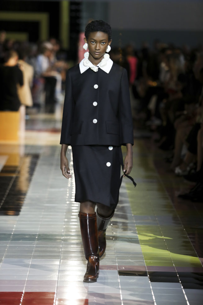 039prada_ss20_woman