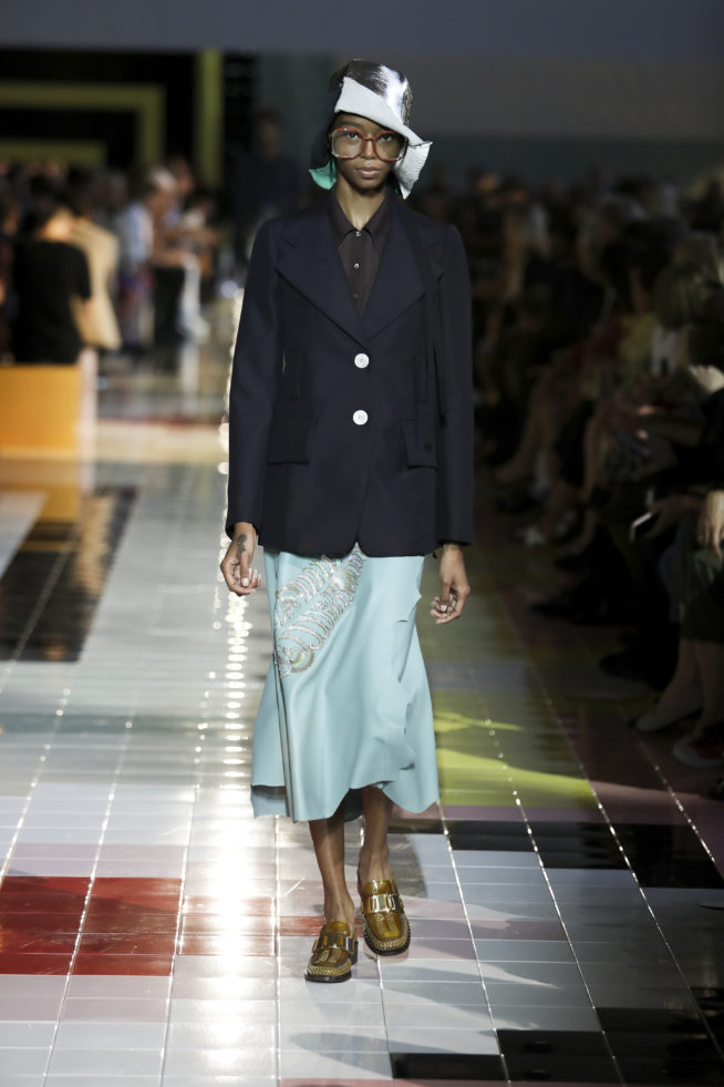 045prada_ss20_woman