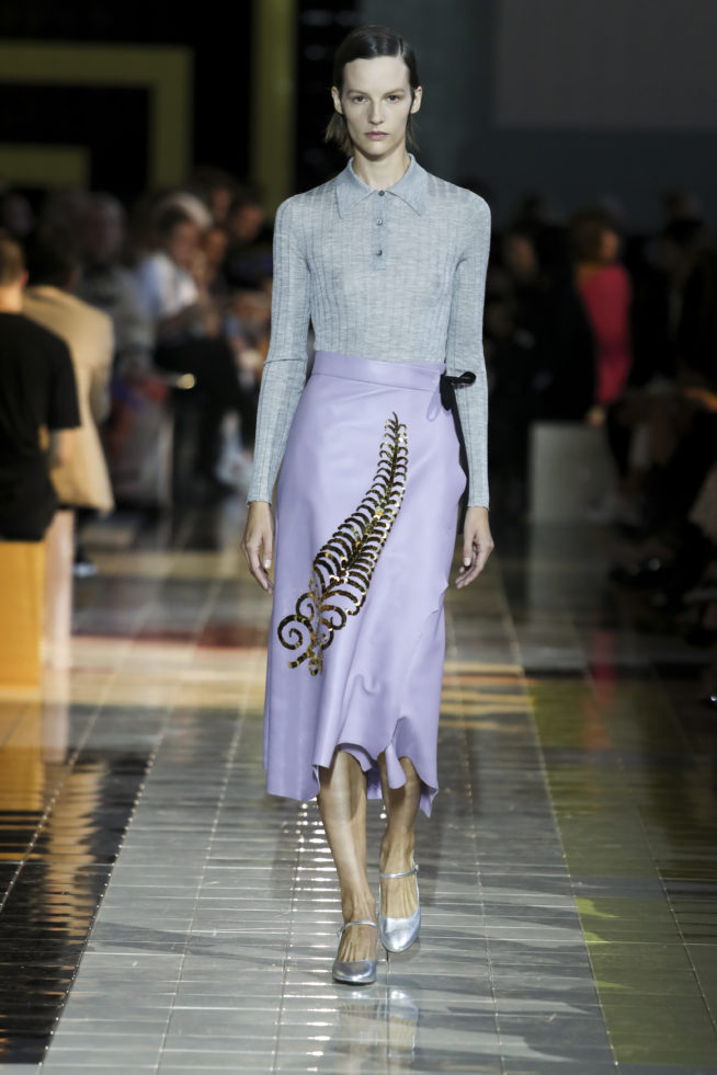 051prada_ss20_woman